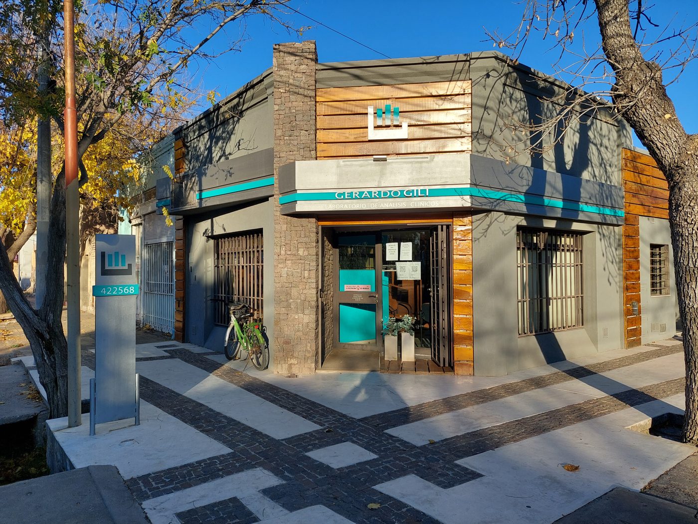 Fachada del Laboratorio Gerardo Gili
